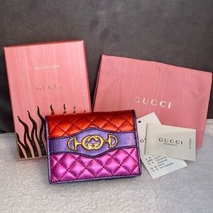 Gucci wallet 💯 authentic